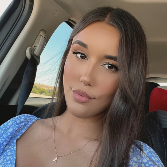 simplllyjess